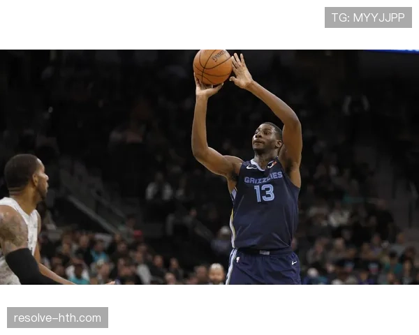 亨克球队新赛季重塑阵容,年轻新星与老将经验共筑争冠基石 亨克球队新赛季重塑阵容,年轻新星与老将经验共筑争冠基石