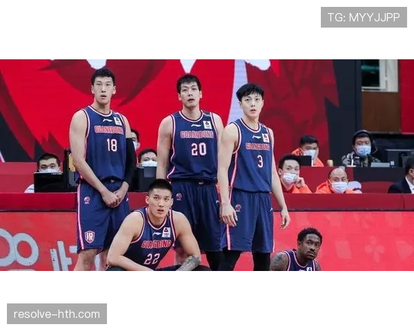 郭昊文训练完直接去夜店蹦迪?这作息也太离谱了